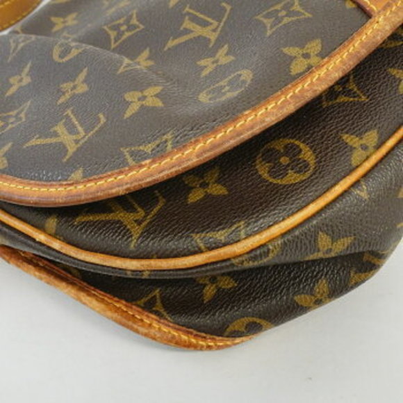 Louis Vuitton Monogram Menilmontan Shoulder Bag - Picture 9 of 13